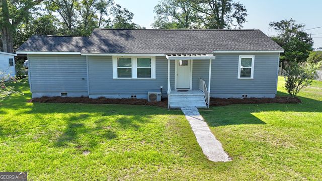 709 Virginia Avenue, Glennville, GA 30427