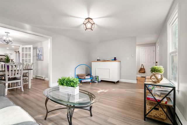 26 Wedgewood Drive, Londonderry, NH 03053