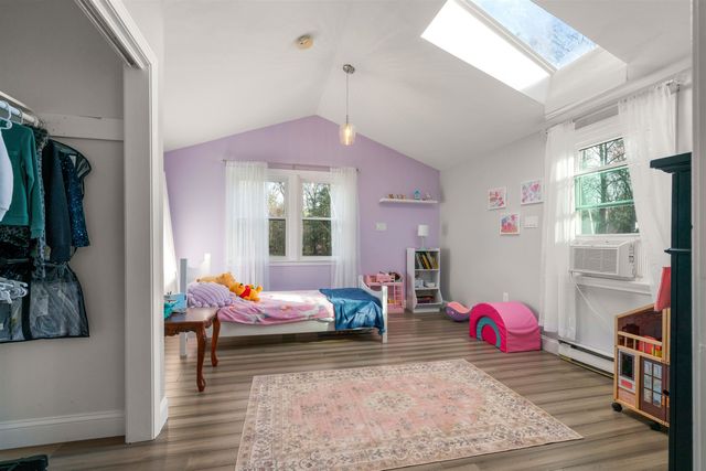 26 Wedgewood Drive, Londonderry, NH 03053