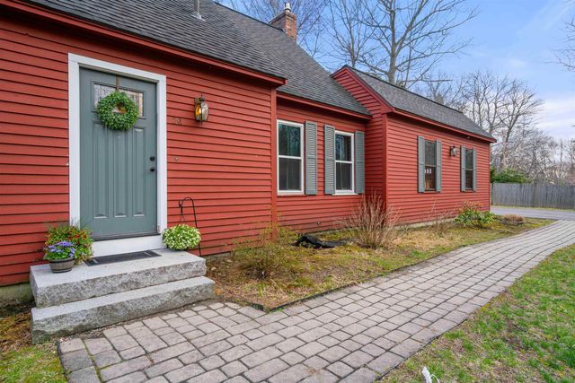 26 Wedgewood Drive, Londonderry, NH 03053