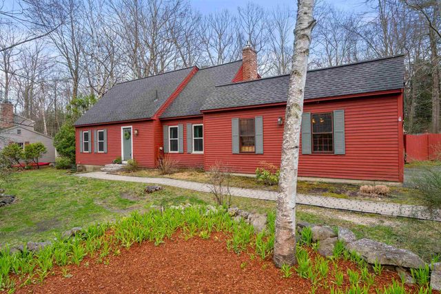 26 Wedgewood Drive, Londonderry, NH 03053