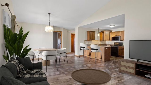 13561 42nd Avenue, Chippewa Falls, WI 54729