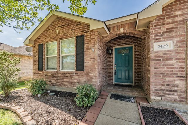 7429 Candler Drive, Fort Worth, TX 76131