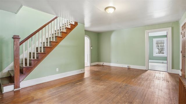328 W New Castle, City Of But Nw, PA 16001