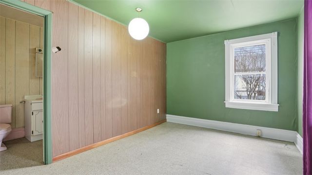 328 W New Castle, City Of But Nw, PA 16001