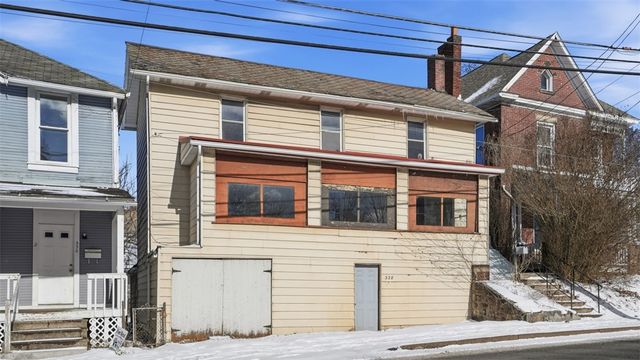 328 W New Castle, City Of But Nw, PA 16001