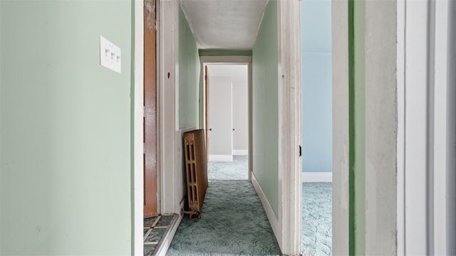 328 W New Castle, City Of But Nw, PA 16001