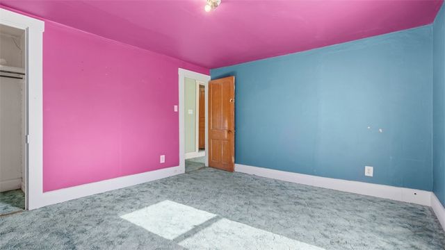 328 W New Castle, City Of But Nw, PA 16001