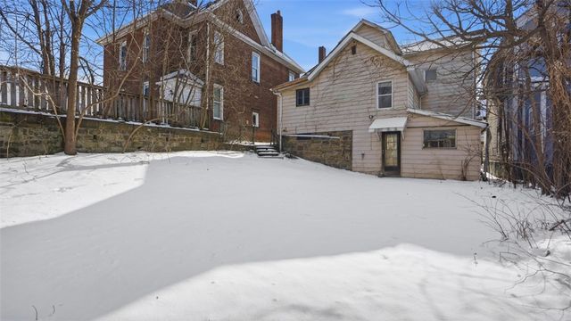 328 W New Castle, City Of But Nw, PA 16001