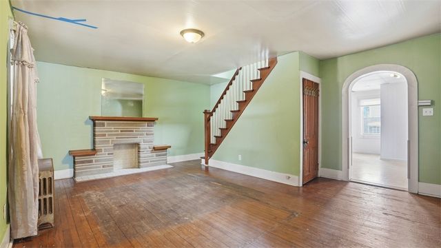 328 W New Castle, City Of But Nw, PA 16001