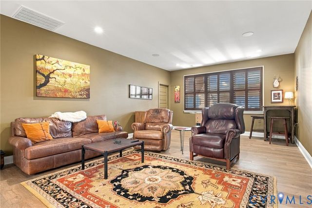 900 Landon Laurel Ln, Midlothian, VA 23114