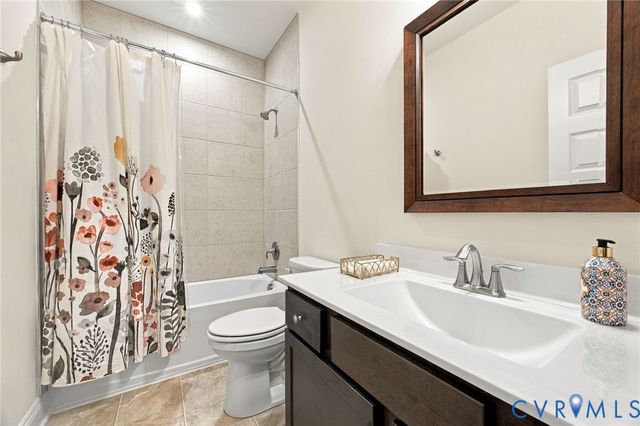 900 Landon Laurel Ln, Midlothian, VA 23114