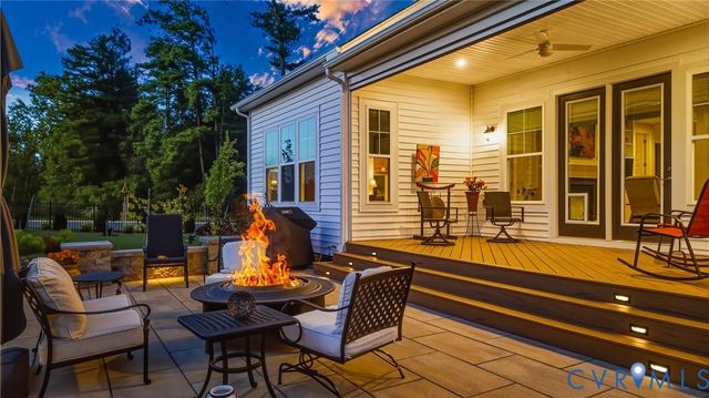 900 Landon Laurel Ln, Midlothian, VA 23114