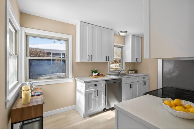 7907 W 25th Street, Saint Louis Park, MN 55426