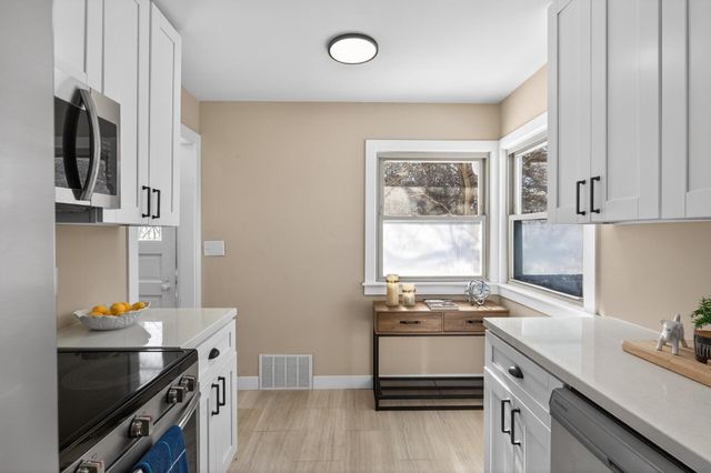 7907 W 25th Street, Saint Louis Park, MN 55426