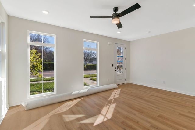 310 Cedar St, Lebanon, TN 37087