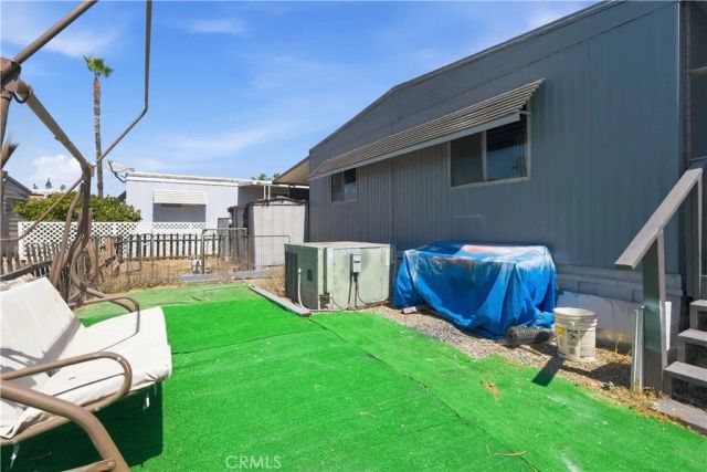 9391 California Ave 113, Riverside, CA 92503