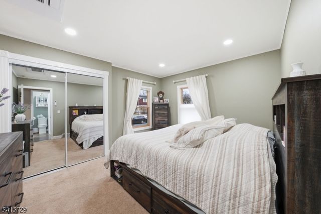 18 Erie Ave, Rockaway Twp., NJ 07866