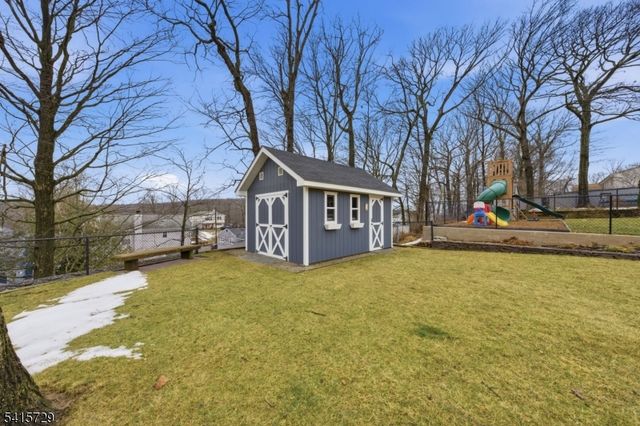 18 Erie Ave, Rockaway Twp., NJ 07866