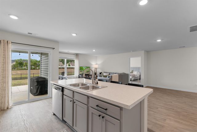 179 Pine Forest Dr., Conway, SC 29526