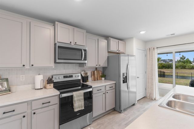 179 Pine Forest Dr., Conway, SC 29526