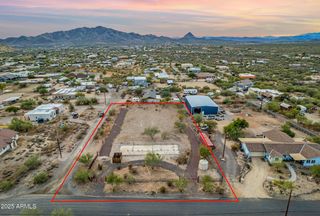 45208 N 14TH Street -, New River, AZ 85087