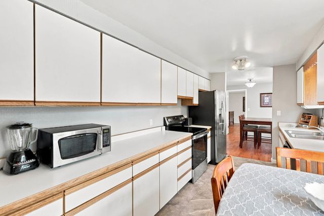 10510 E Desmet Ave, Spokane Valley, WA 99206