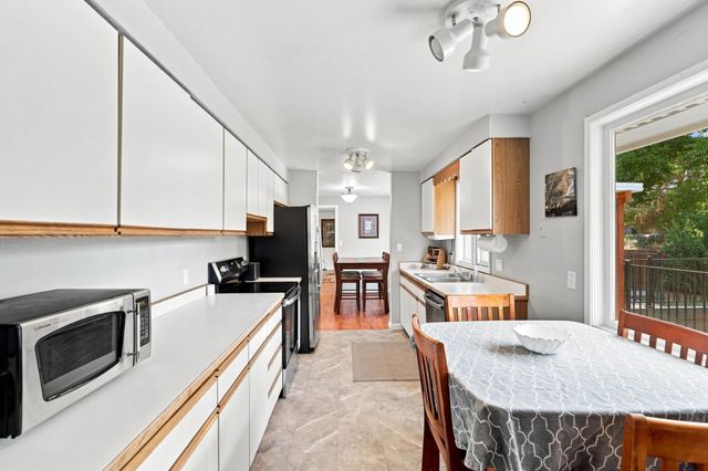 10510 E Desmet Ave, Spokane Valley, WA 99206