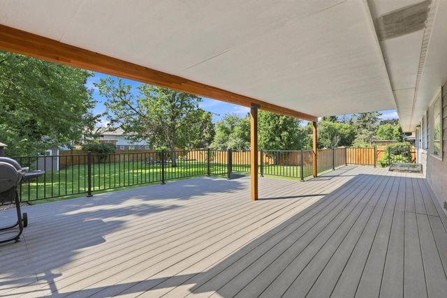 10510 E Desmet Ave, Spokane Valley, WA 99206