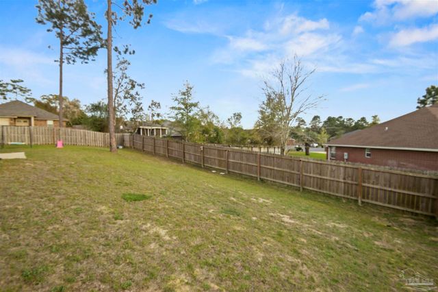 400 Scooter Cv, Crestview, FL 32539