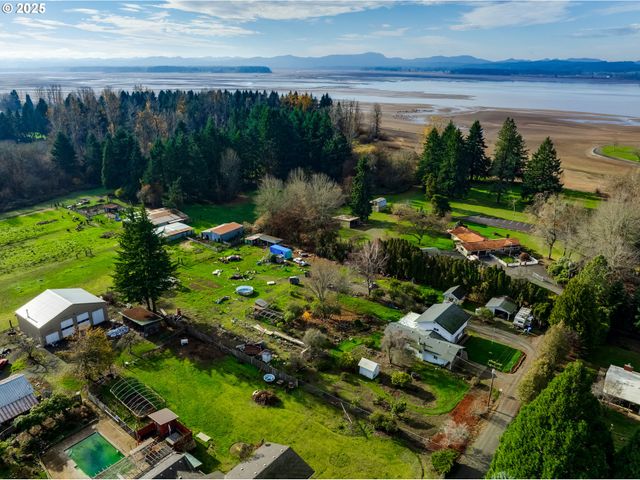 27194 HUEY Ln, Eugene, OR 97402