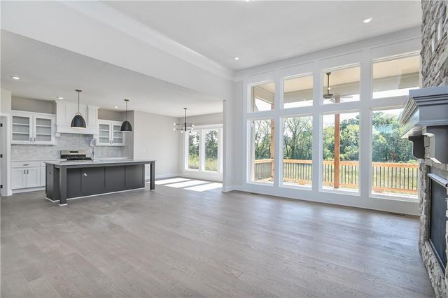 23819 W 59th Terrace, Shawnee, KS 66226