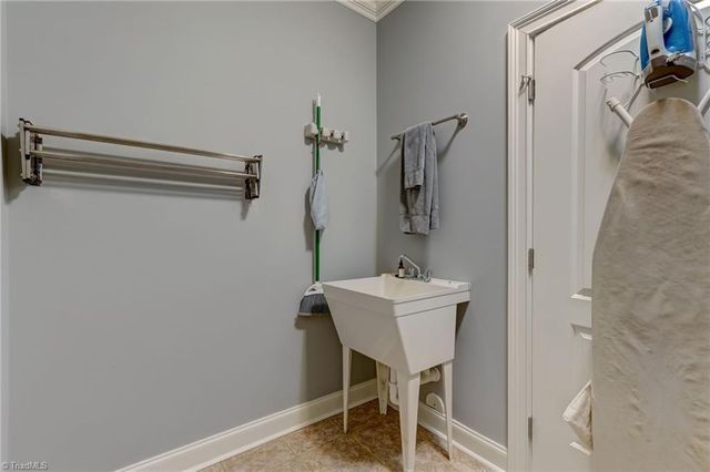 3420 Waterwheel Circle, Winston-salem, NC 27103