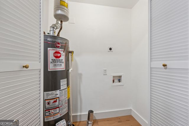 2010 Glenroy Drive SE, Smyrna, GA 30080