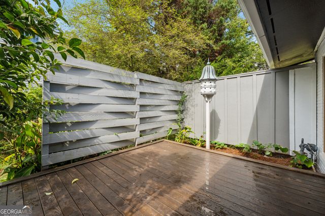 2010 Glenroy Drive SE, Smyrna, GA 30080