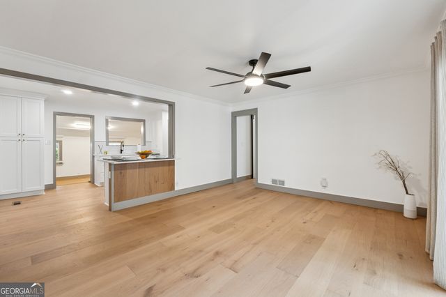 2010 Glenroy Drive SE, Smyrna, GA 30080