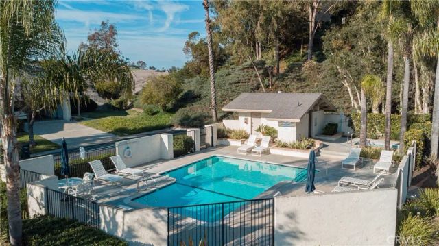 24306 Hillview, Laguna Niguel, CA 92677