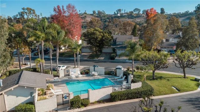 24306 Hillview, Laguna Niguel, CA 92677