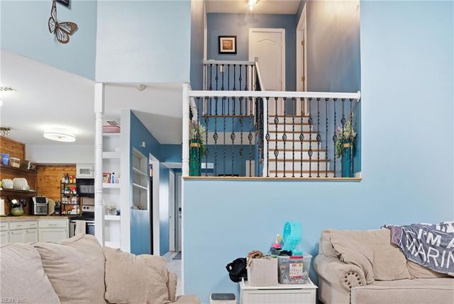 3805 Tiffany LN, Virginia Beach, VA 23456