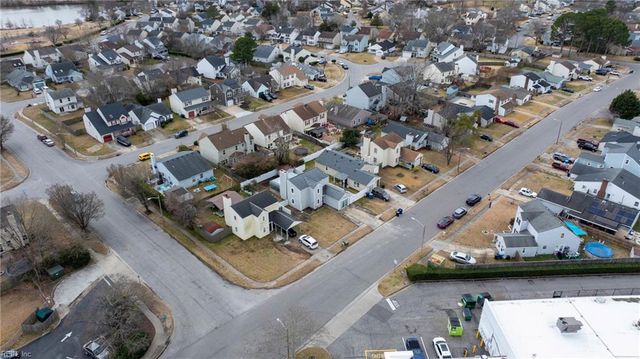 3805 Tiffany LN, Virginia Beach, VA 23456