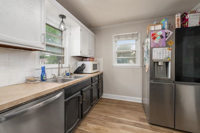218 N knight, Wichita, KS 67203