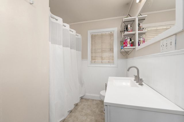 218 N knight, Wichita, KS 67203