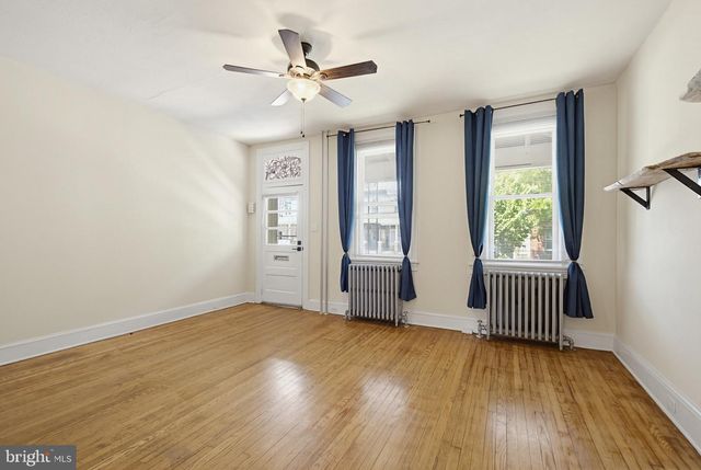 556 W ORANGE ST, Lancaster, PA 17603