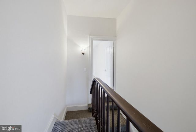 556 W ORANGE ST, Lancaster, PA 17603