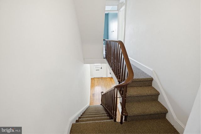 556 W ORANGE ST, Lancaster, PA 17603