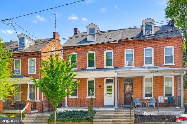 556 W ORANGE ST, Lancaster, PA 17603