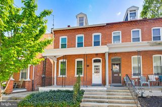 556 W ORANGE ST, Lancaster, PA 17603