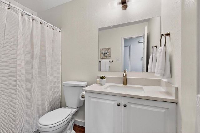 11317 Pardoners Tale LN, Austin, TX 78748