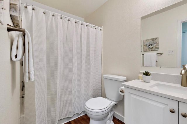 11317 Pardoners Tale LN, Austin, TX 78748