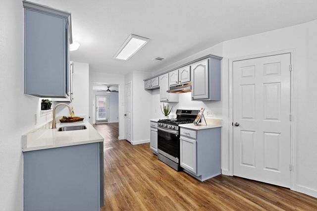11317 Pardoners Tale LN, Austin, TX 78748